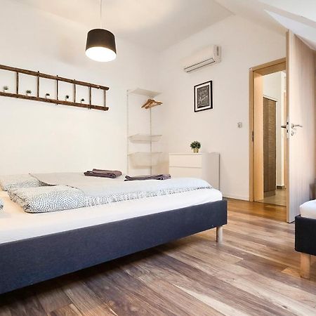 Apartmán Upartments Budapešť Exteriér fotografie